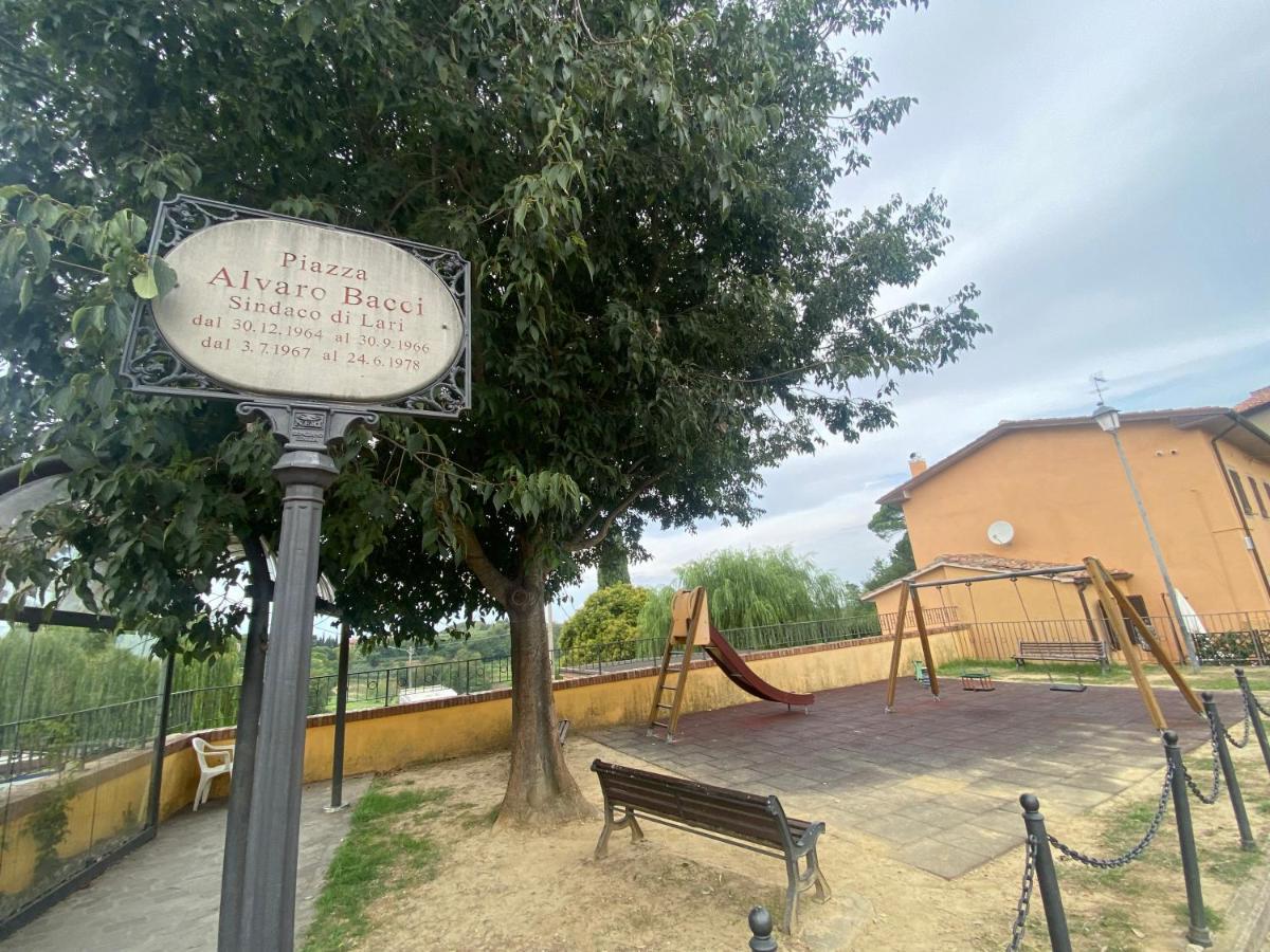 B&B L'Angolino Intero Alloggio Usigliano Exterior photo